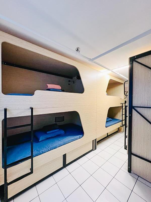 The Espy Hostel Cairns Zewnętrze zdjęcie